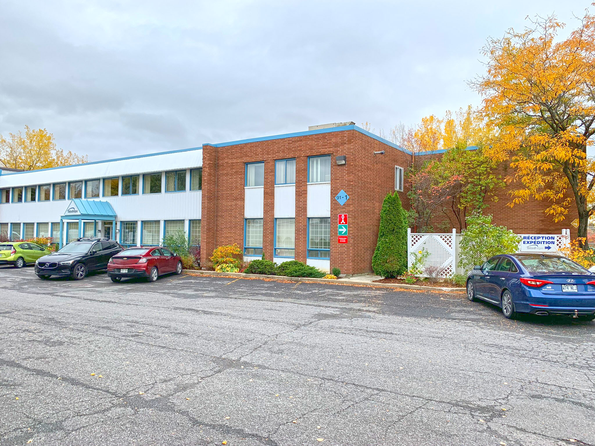 Office Building for rent BOUCHERVILLE